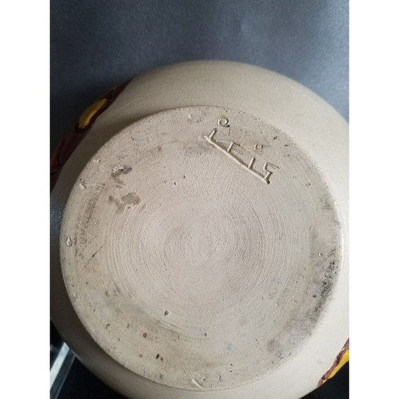 South America Handcrafted Pottery Ginger Jar with lid enamel flowers - Picture 7 of 9